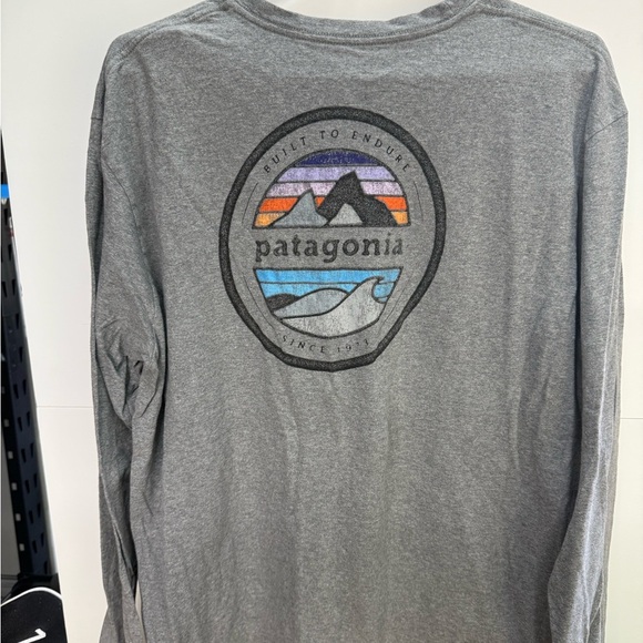 Patagonia Gray Crew Neck T-Shirt - Picture 3 of 3